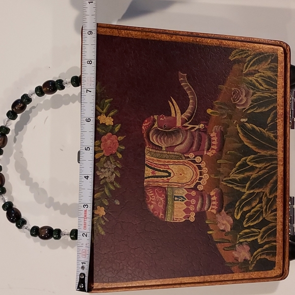 NWOT Women's Wooden Box Painted Handbag W/Shoulder Strap - Picture 10 of 16